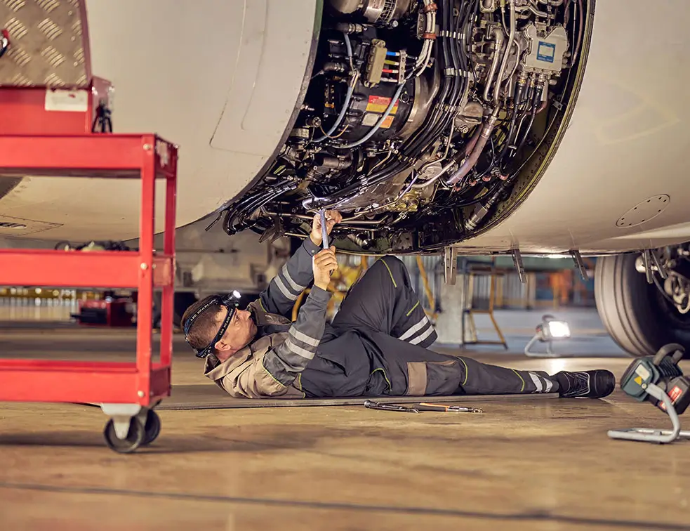 Airplane engine reparing